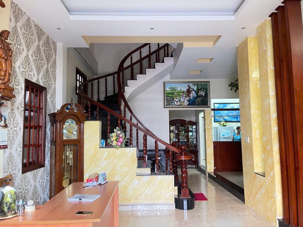 Biệt thự Bình Thọ ngộp bank cần bán gấp - 177m2 - 3 lầu -  19 tỷ